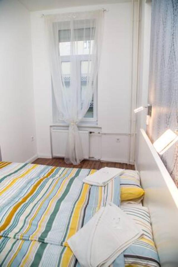Hi-Bp Design Home Apartments In The Heart Of Budapest Budapeste Exterior foto